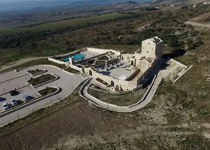 Hotell Masseria Fortificata San Francesco 4*